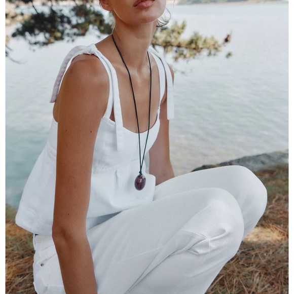 90s High-Waisted Straight Jeans with Belt, White, Zara, NWT - Picture 8 of 11